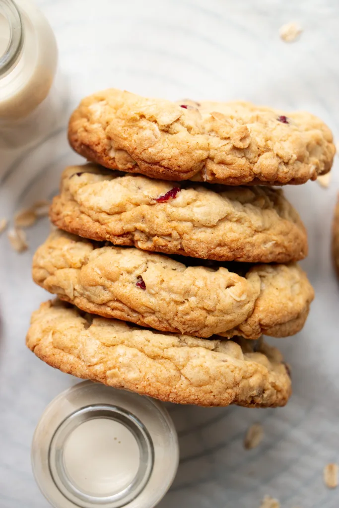 Soft and Chewy Oatmeal Craisin Cookies Recipe