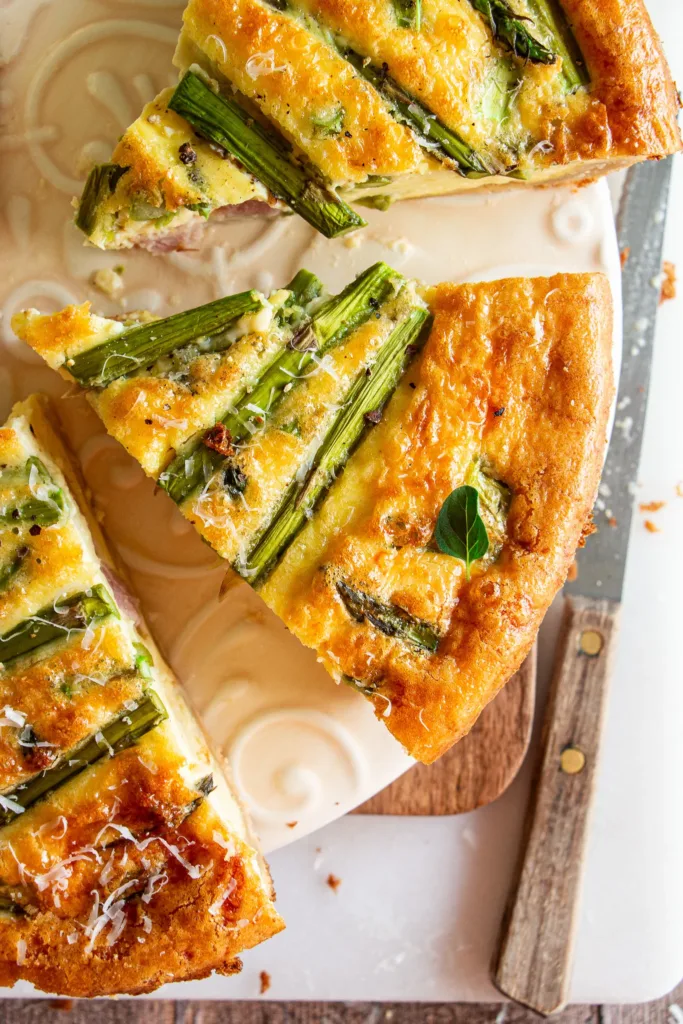 sliced quiche with asparagus and ham