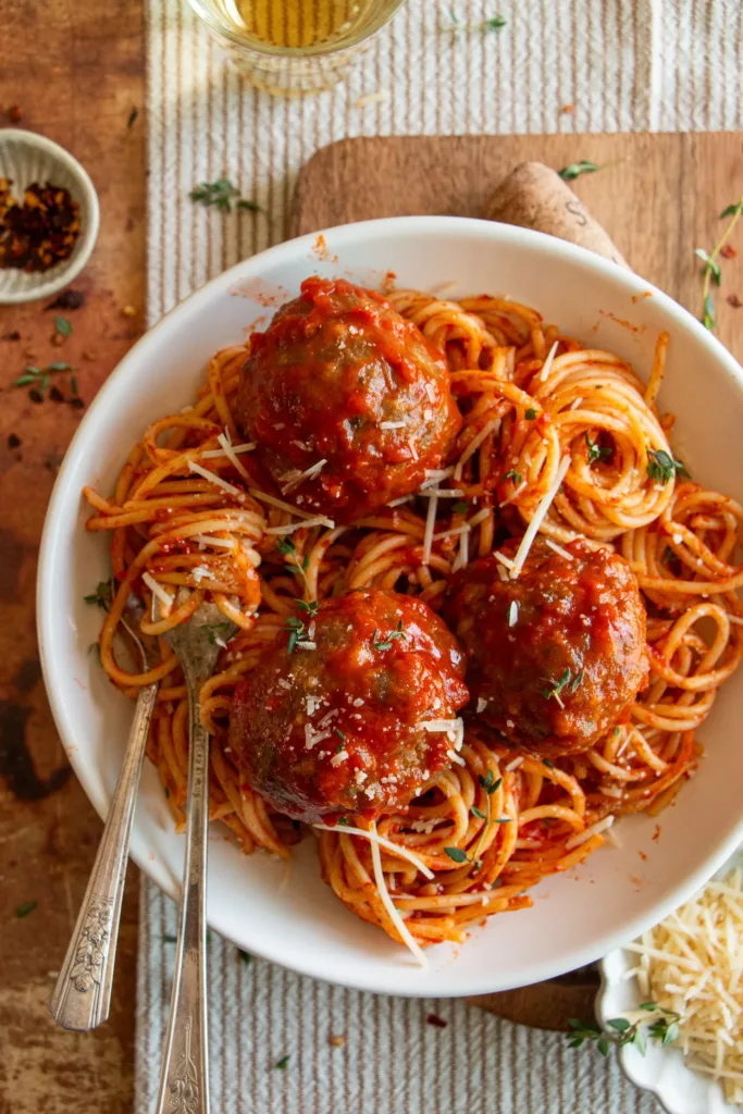 bowl of spaghetti with meatballs