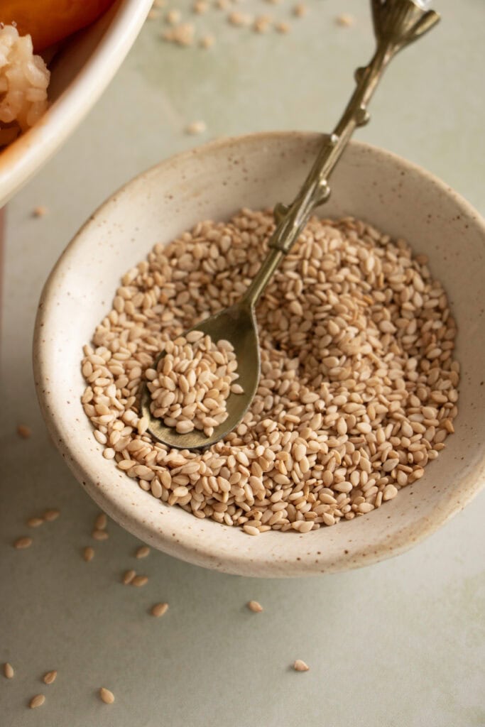 bowl of sesame seeds 