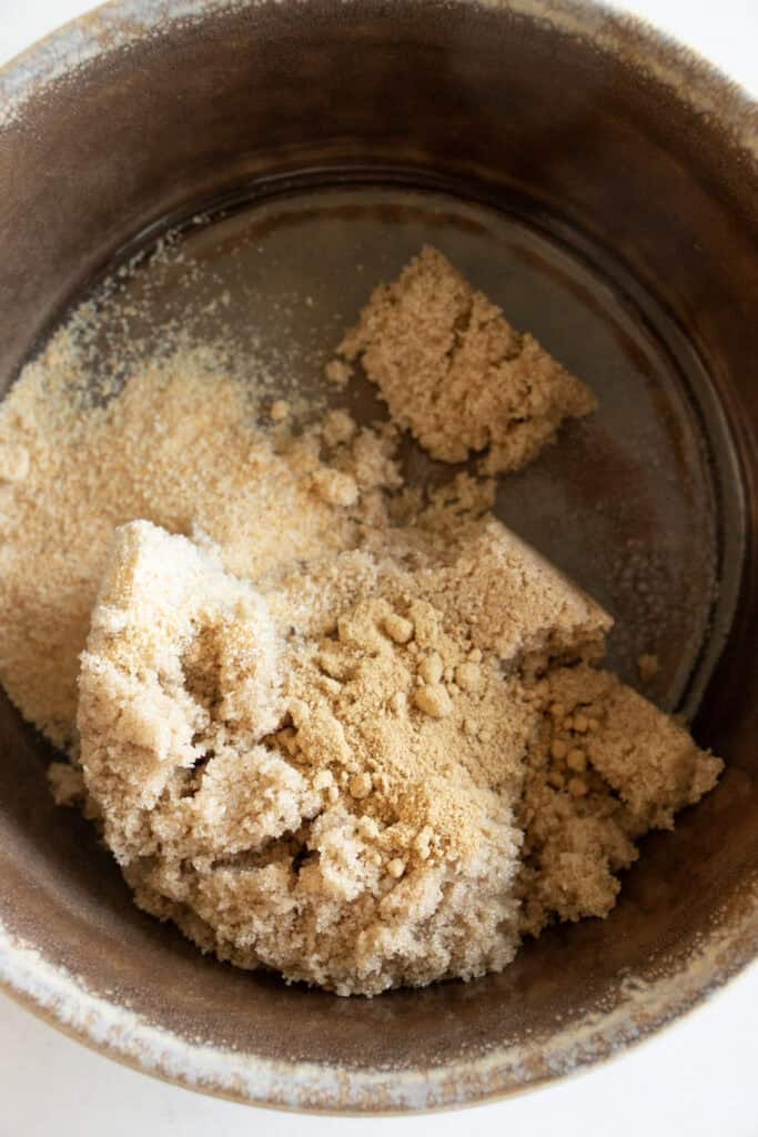 bowl with brown sugar, garlic powder, and ginger 