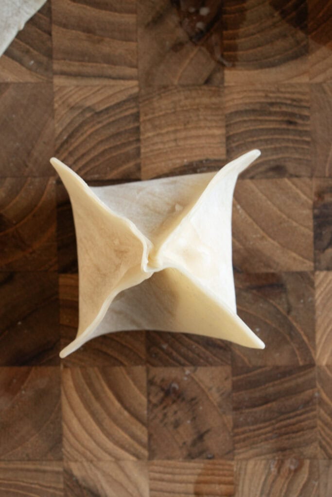 folded cream cheese rangoon 