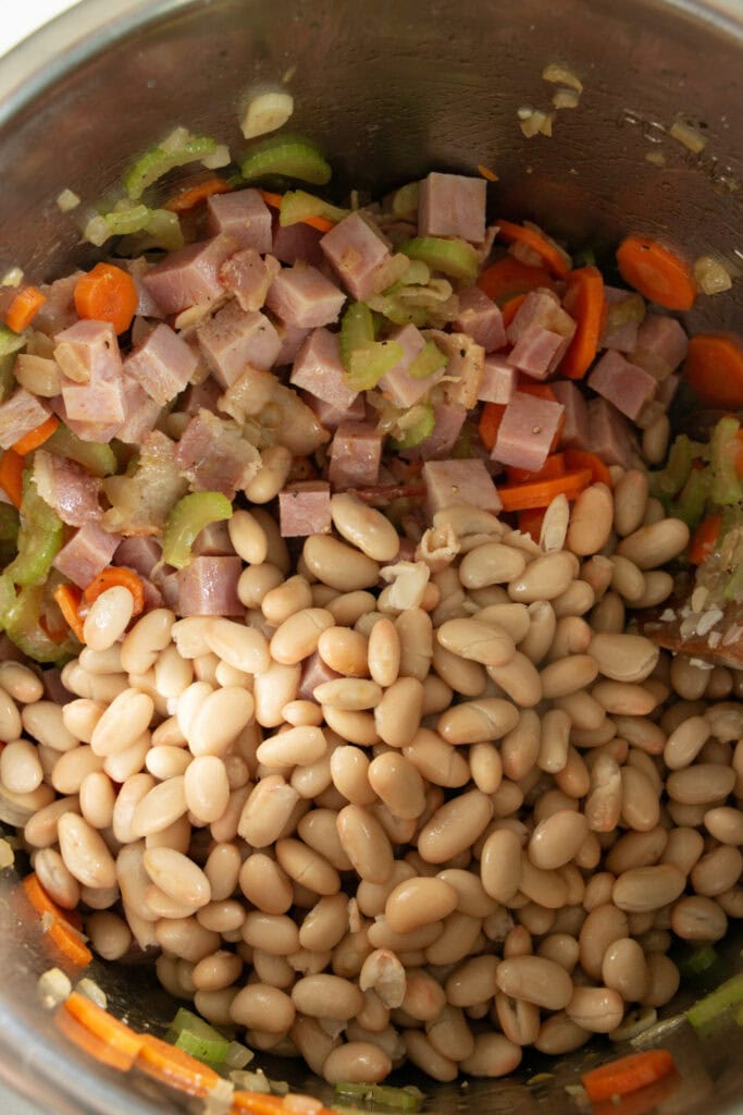 instant pot with ham, beans, and veggies 