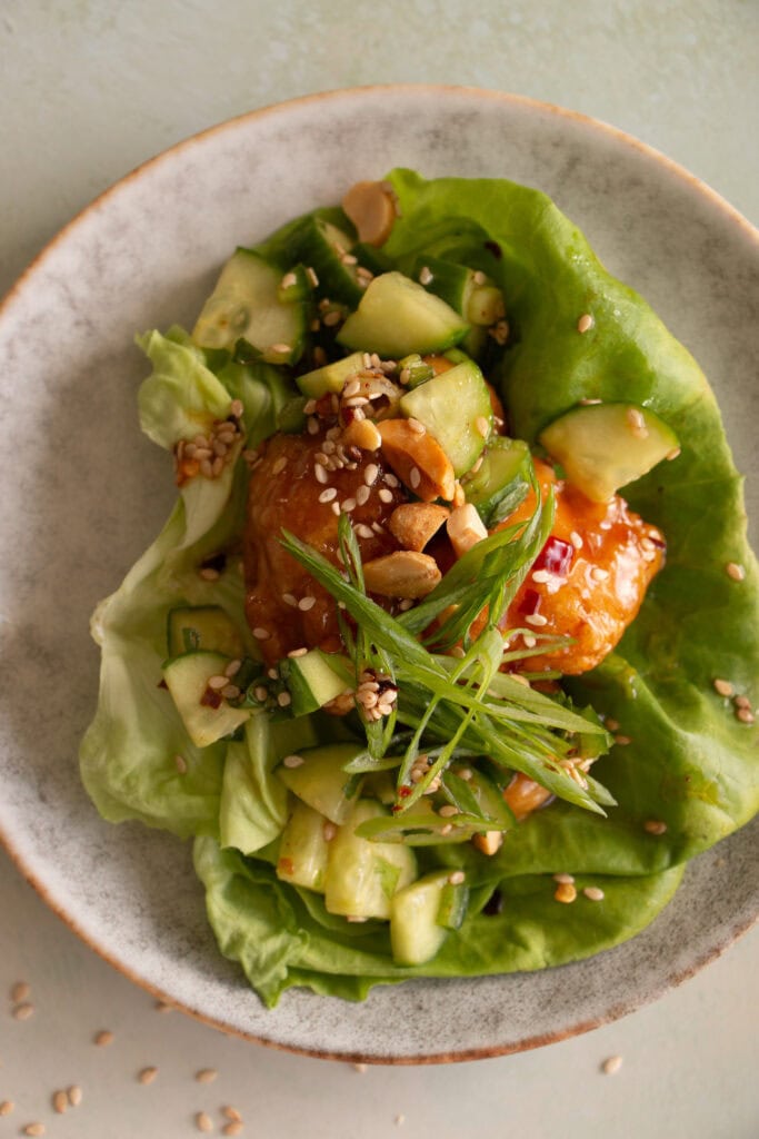 small plate with a lettuce cup