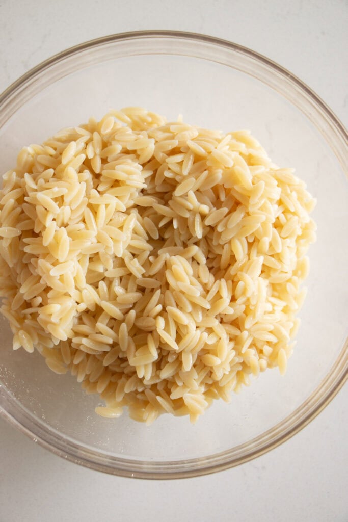 bowl of orzo 