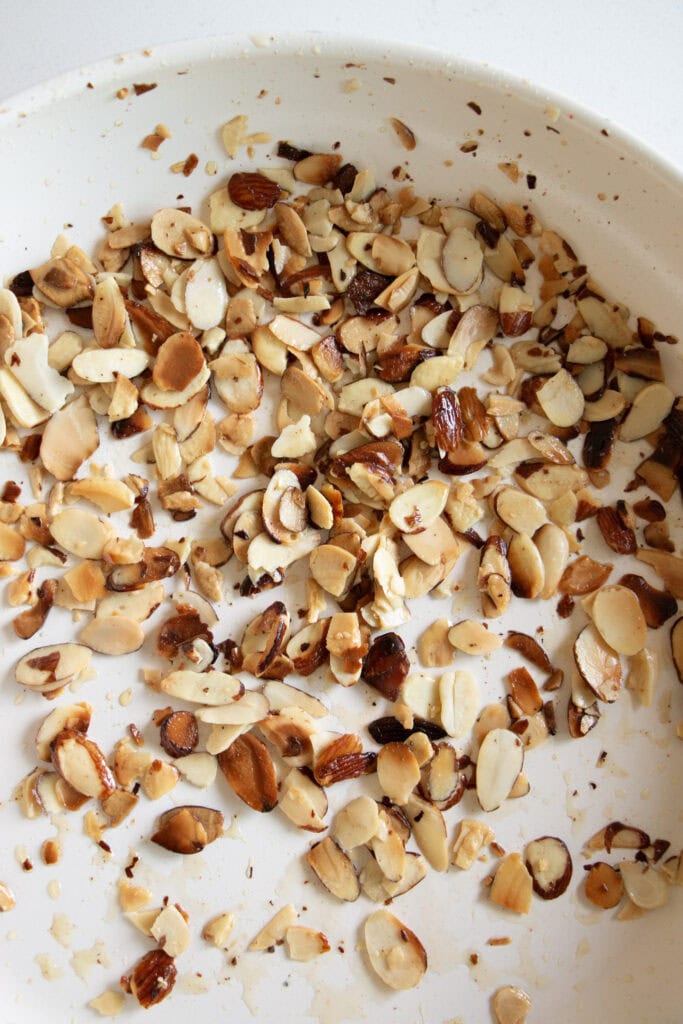 toasted almond slices 