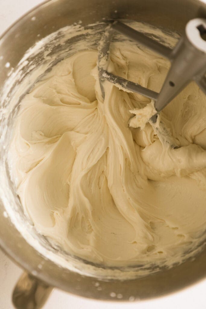 Mixer bowl with cream cheese frosting
