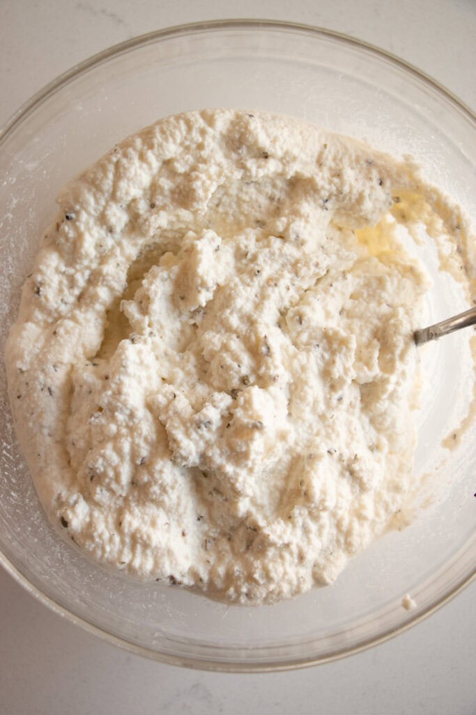 ricotta with seasoning