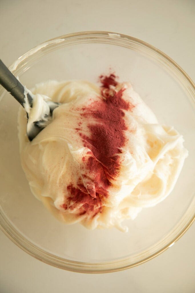 frosting and beet root powder