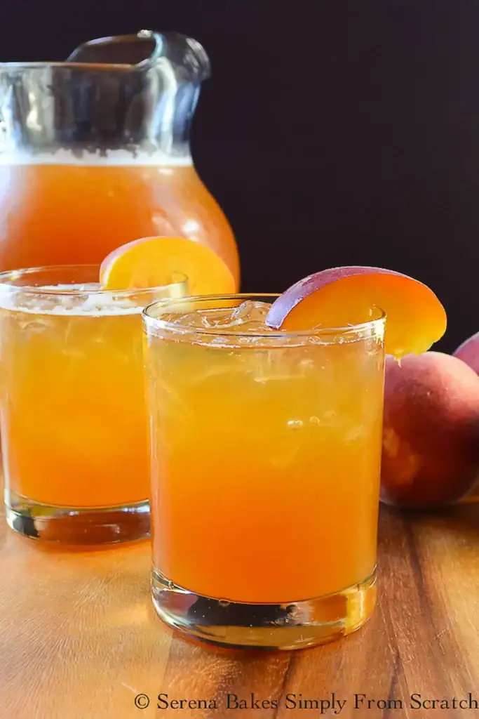 Peach lemonade