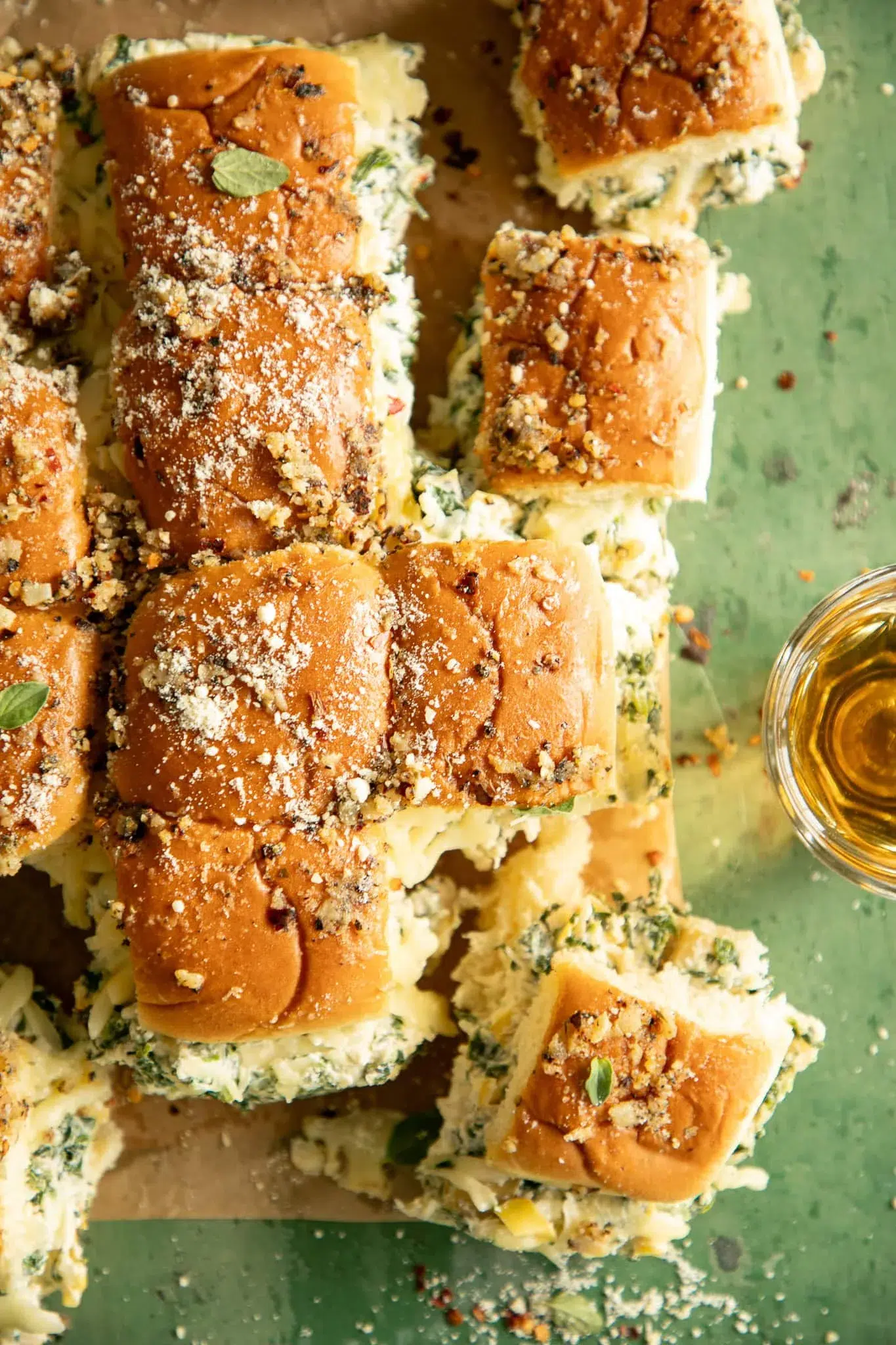 Garlicky Spinach and Artichoke Dip Pull Apart Sliders