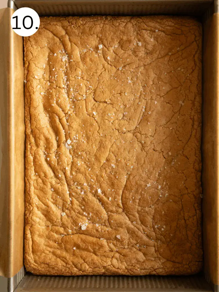 Step 10 on how to make the bars with a pan full of baked bars