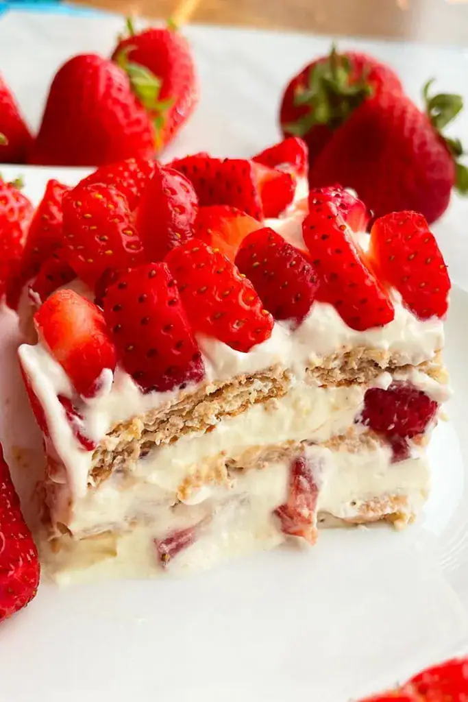strawberry ice box slice