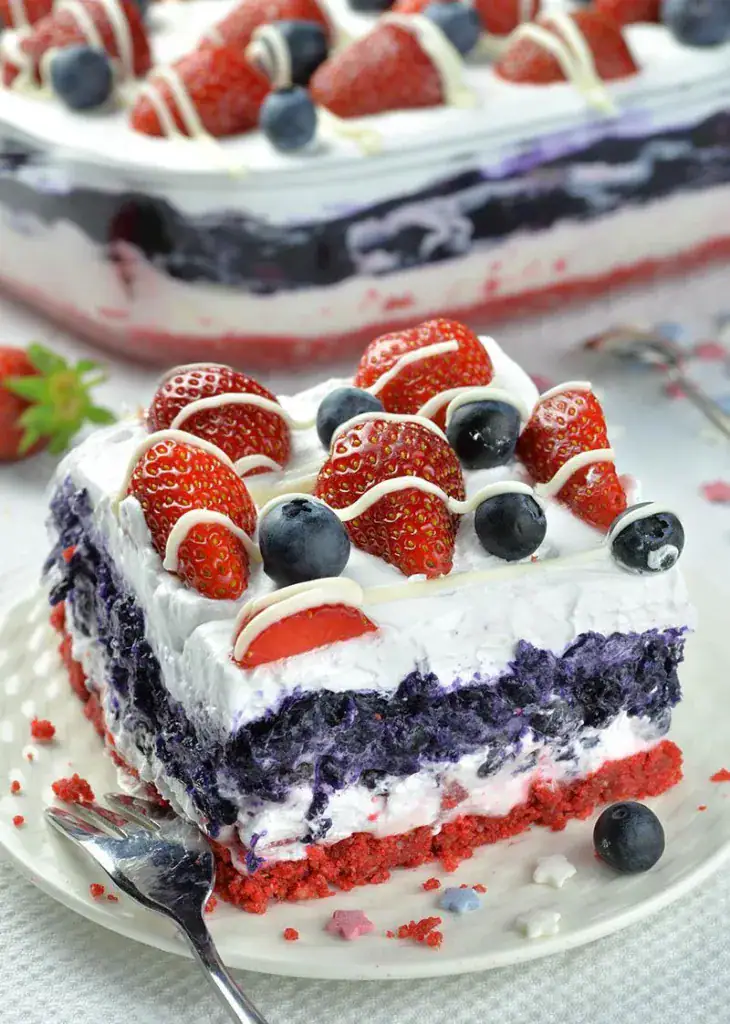 layered berry lasagna